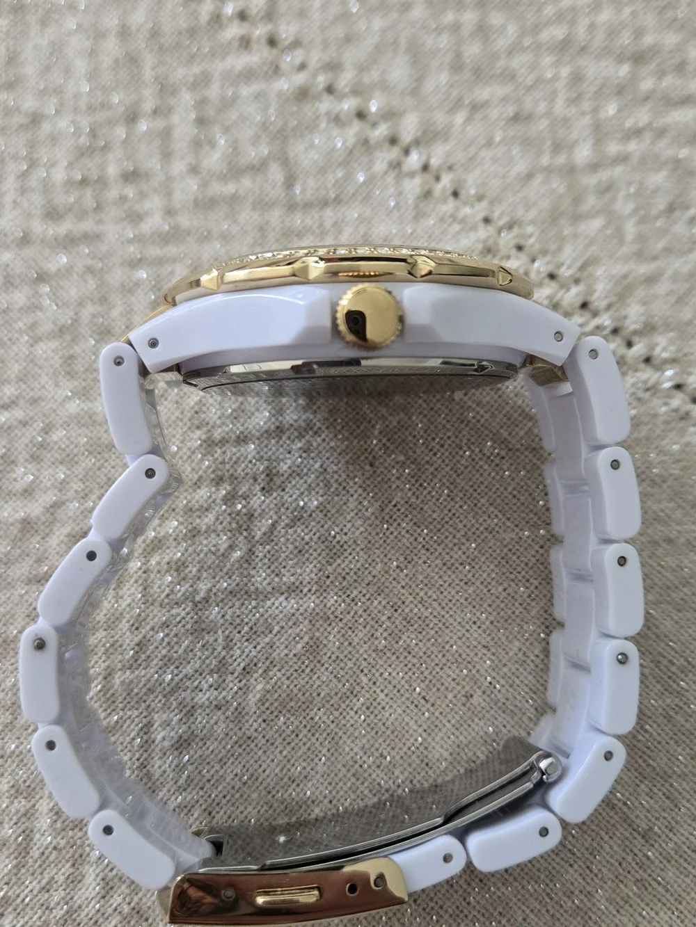 GUESS Women's White and Gold Crystal-Accent Silicone Watch - Picture 2 of 9
